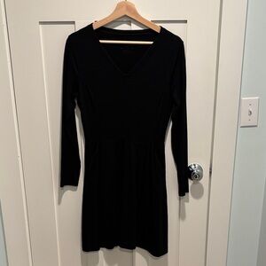 Rare Black ibex long sleeve V-neck dress size small machine washable merino wool